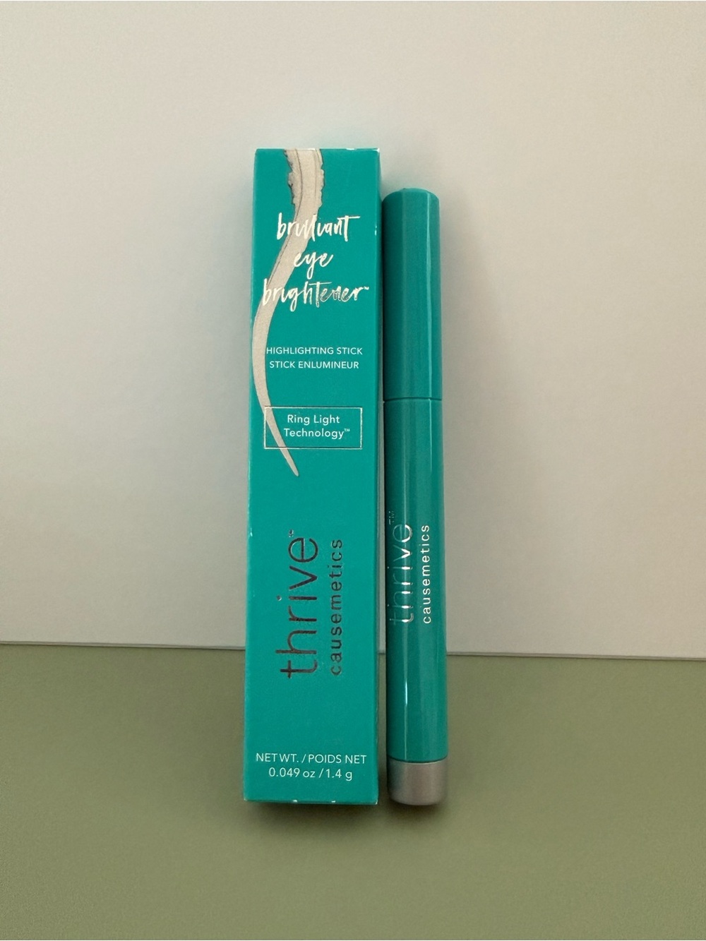 thrive causemetics Brightening Eye Stick - Teal